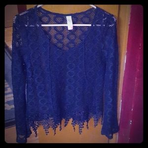 Black, long sleeve, beach cover up top ❣